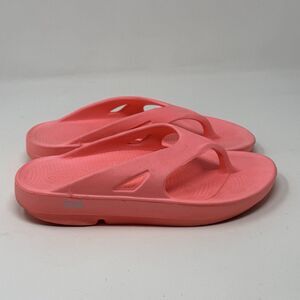 Oofos Ooriginals Sandals Womens 8 Coral Pink Berry Flip Flop Thong Comfort